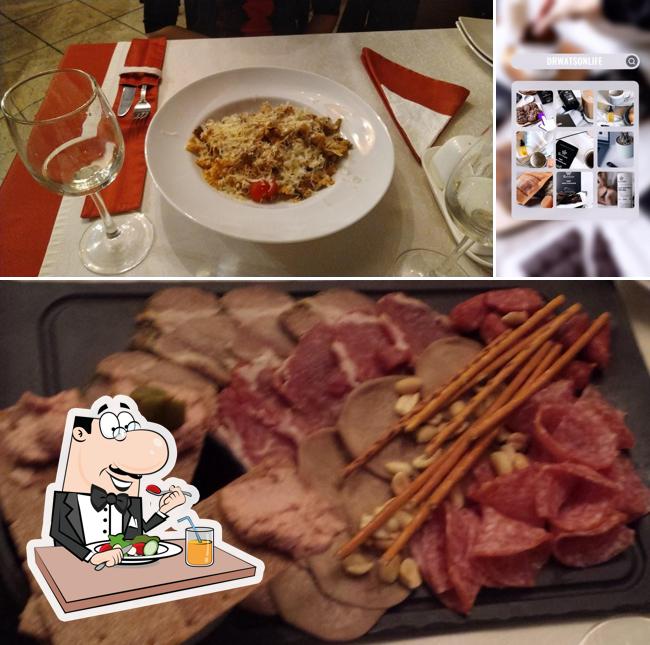 Еда в "Dr. Watson (Докторе Ватсоне)"