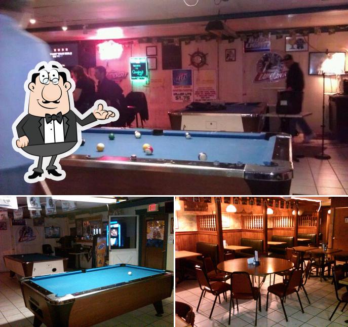 Quigley's Squarerigger Saloon