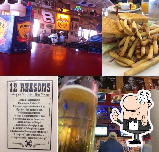 Flying Pig Bar-B-Q