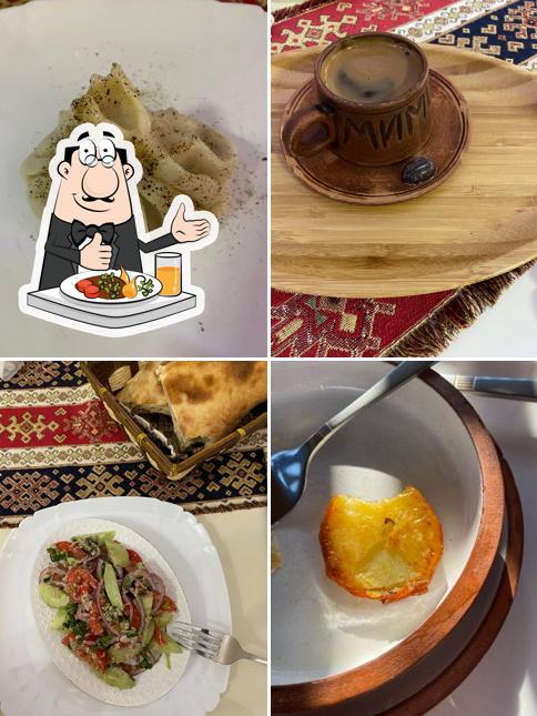 Еда в "МиМиНо"