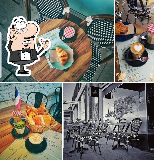 Comme Chez Nous