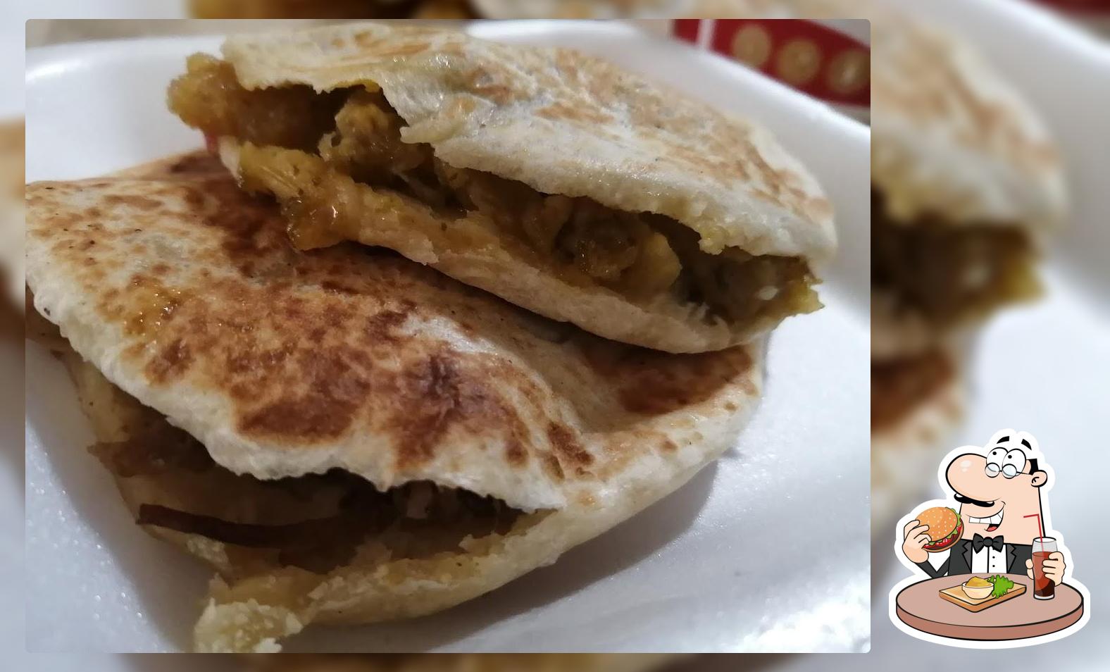 Gorditas Salsa & Salsa