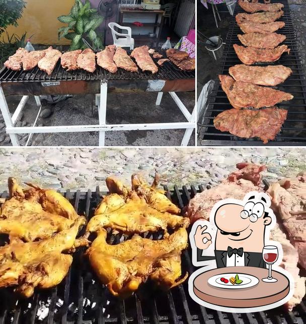 POLLOS Y COSTILLAS ASADOS LAS PALMITAS