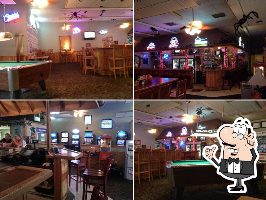Backroads Pub & Grub