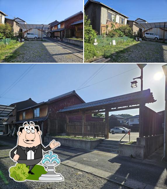 麺乃家駐車場