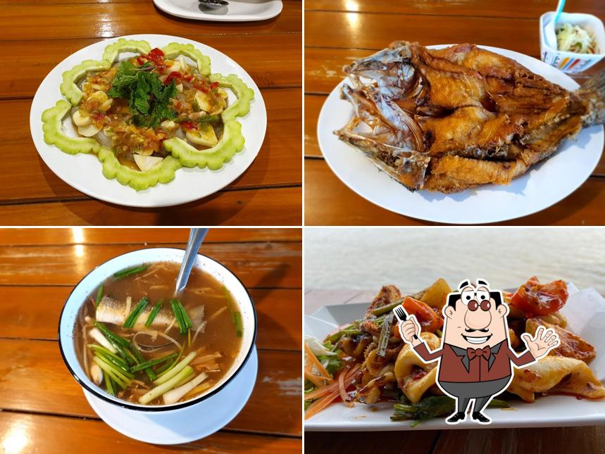 ร้านอาหารบ้านท่าไทร