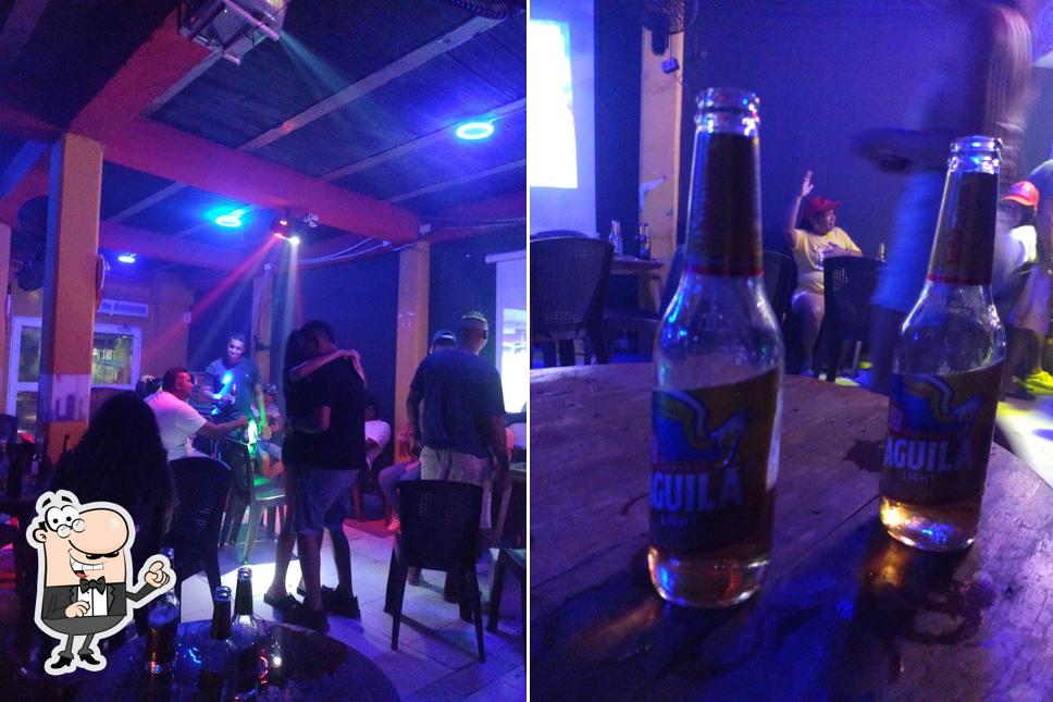 La Seleccion Disco Bar
