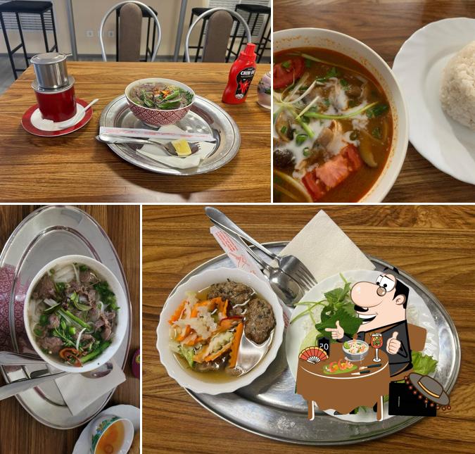 Фо в "Кафе вьетнамской кухни Халонг"