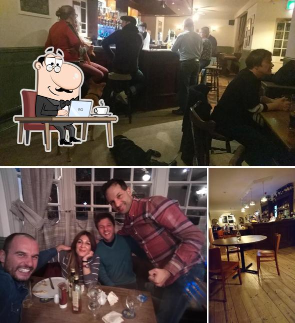 Waggon & Horses