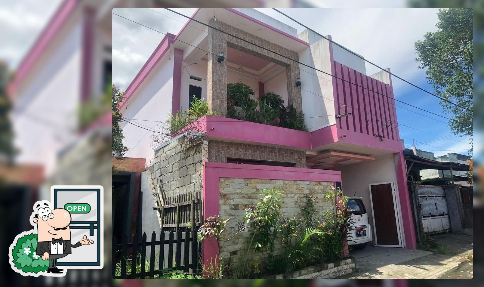Pinkcat's Home