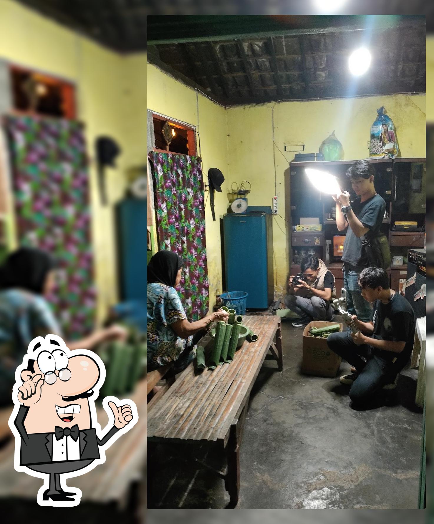 Warung Lontong Mbah Sipah