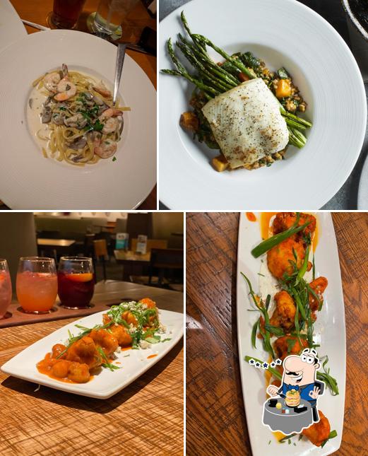 California Pizza Kitchen at Monterey