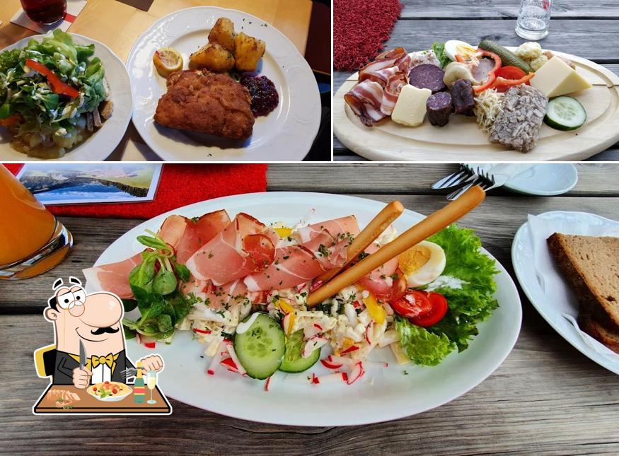 Блюда в "Berggasthof Sattelbauer"