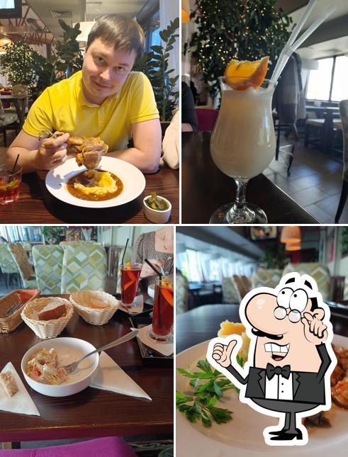 Посмотрите на внутренний интерьер "Кафе Терраса"