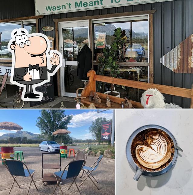 Magoony’s Coffee House
