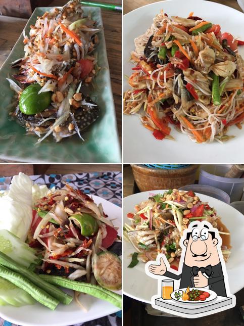 ร้านน้องหญิง101 & ร้านลูกเสือ101