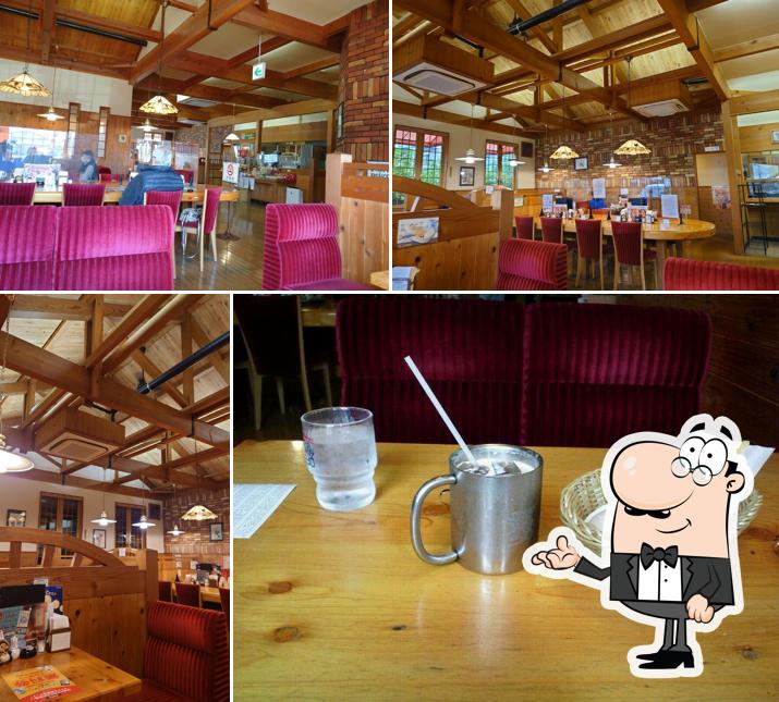 Komeda's Coffee