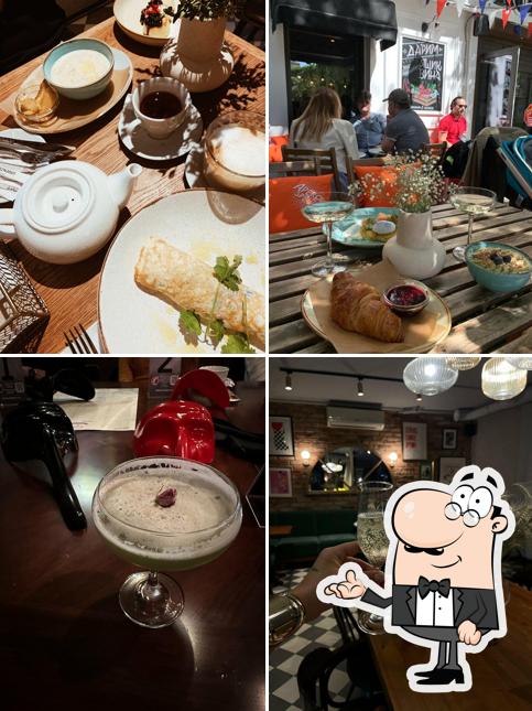 Посмотрите на внутренний интерьер "Brooms"