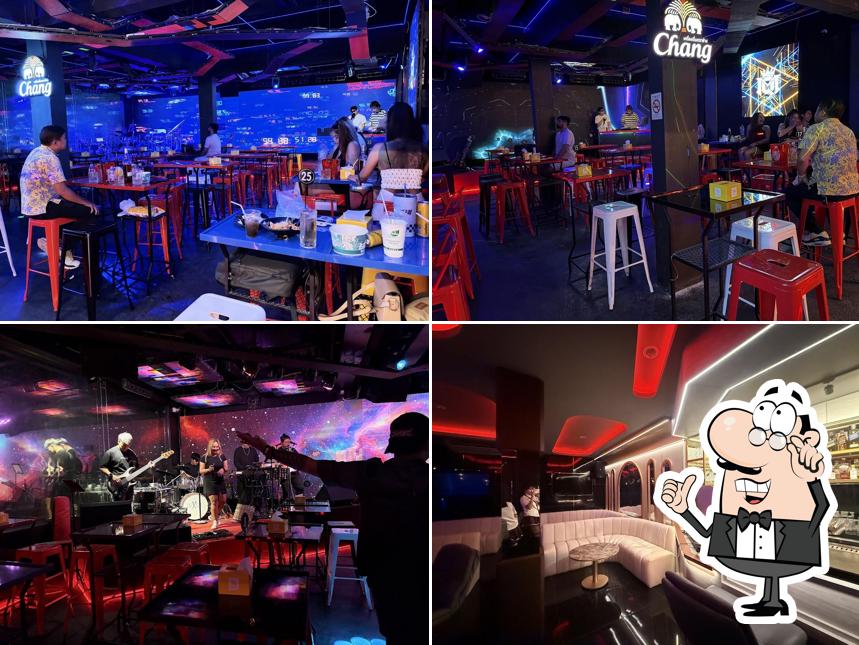 Uneed - Shabu Club & KTV