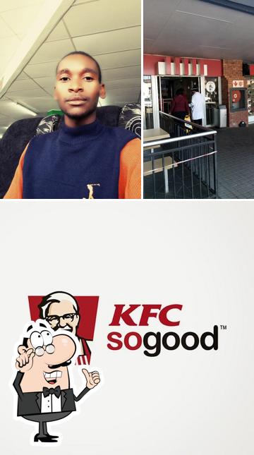 KFC Alex Plaza