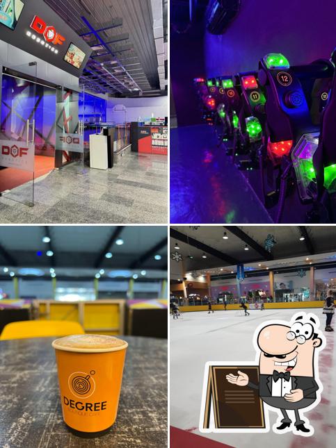 FunZone Oman – Ice Skating, Bowling, Laser Tag & Family Entertainment