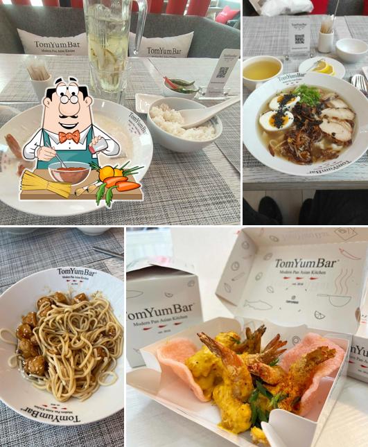 Спагетти болоньезе в "TomYumBar"