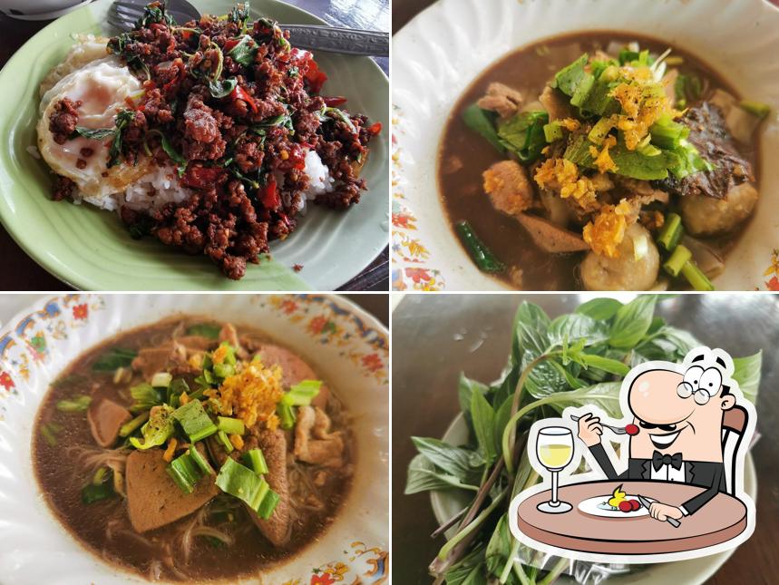 ก๋วยเตี๋ยวรถตุ๊ก ๆสาขา2