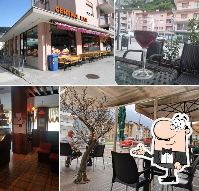 Central Bar - 1212