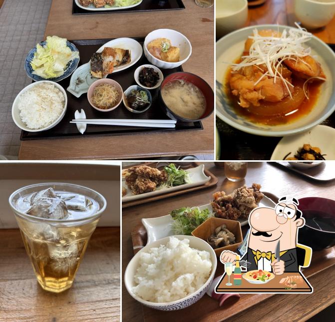 でんさく食堂