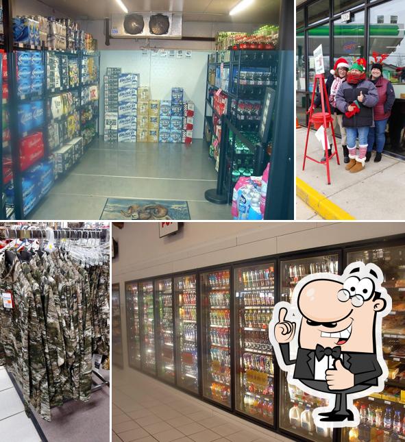 Holliday Shopping Center