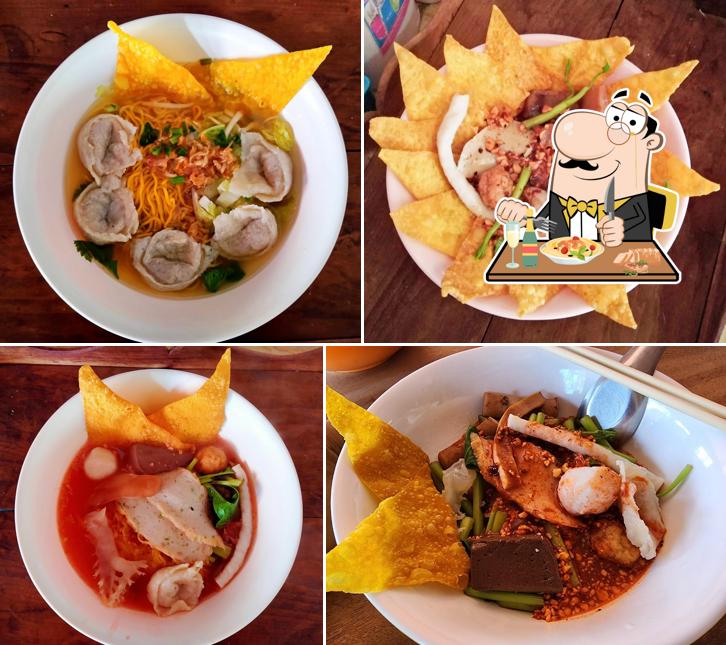 หมูอ้วนเย็นตาโฟ สันกำแพง&แม่ข่า ฝาง