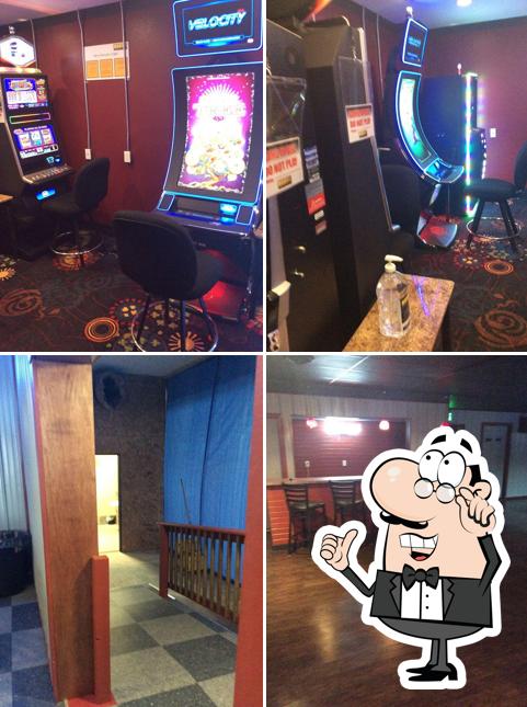Aunt Sarah’s Lounge