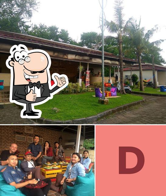 Dhamar Resto