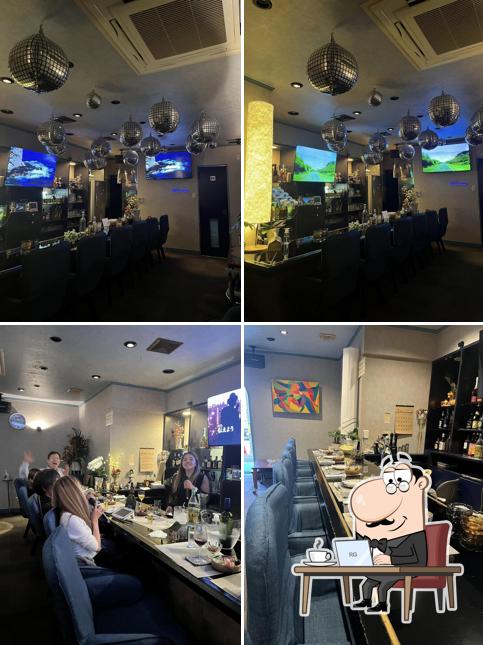 DABAR'KADz Snack Bar