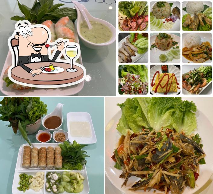 ร้านแหนมเนือง W&D Vietnam-Thai-Esan
