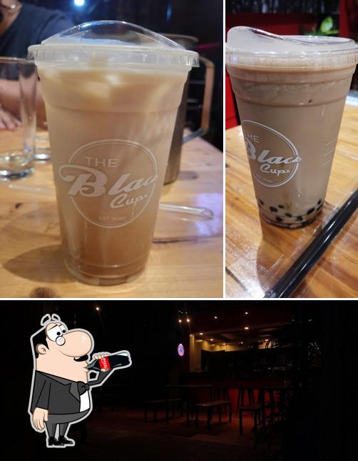 Black Cups Cafe