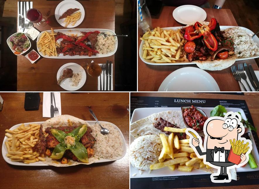 Gustum Bar & Restaurant