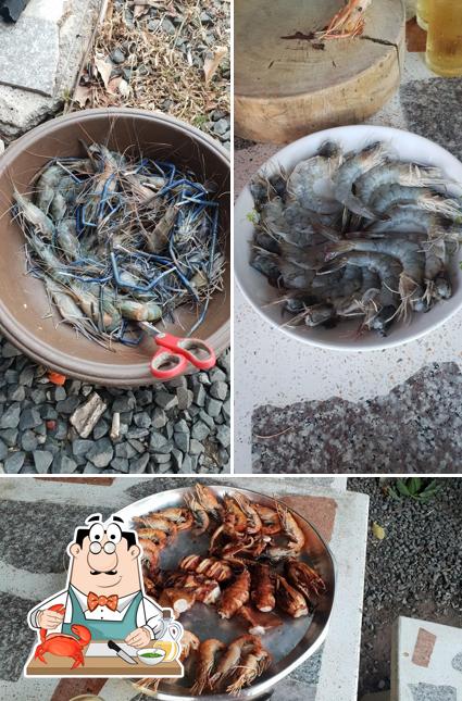 ร้านเจ๊อ้วน ต้มยำปลารสเด็ด สีคิ้ว