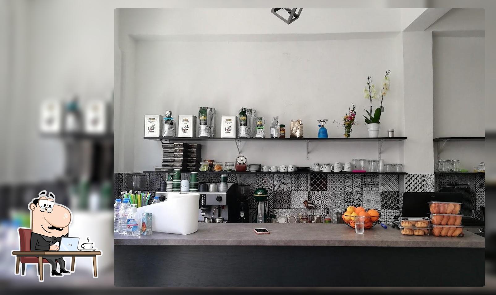 Flytzanis Coffee & More