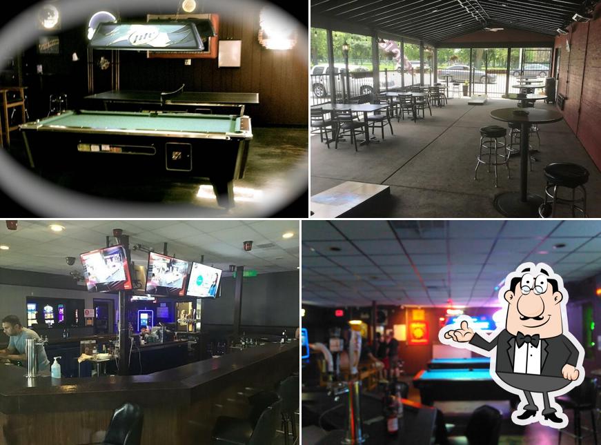 Shortstops Grill & Bar
