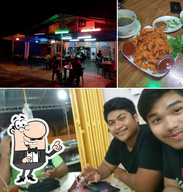 DEEYA TOMYAM