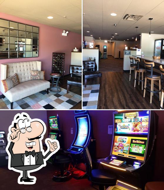 Lolly's Wine Café & Slots
