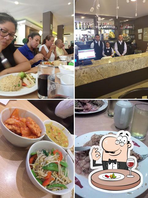 Chinese food room Chifa America