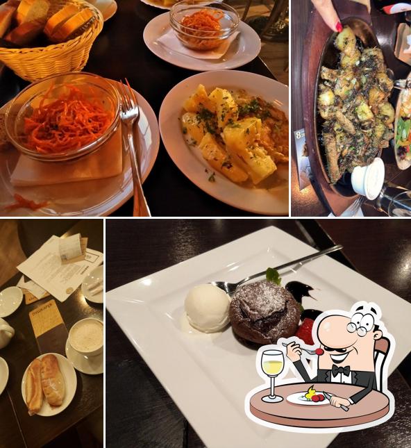 Еда в "Арте кафе Пушкарев"