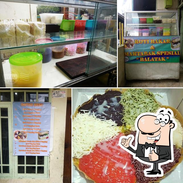 Roti Bakar & Martabak Manis Balatak