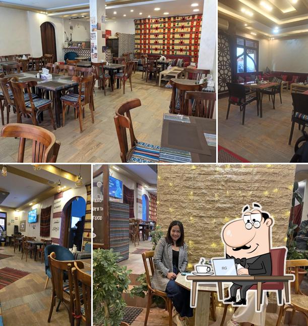 Old Street Cafe & Restaurant