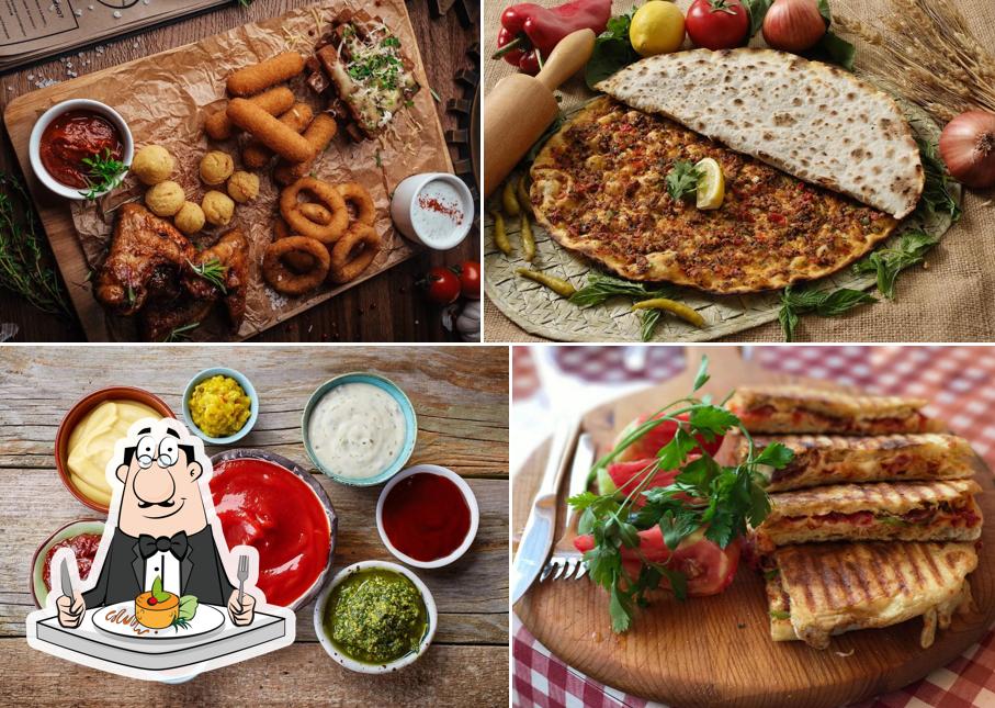 Еда в "Травле кафе"