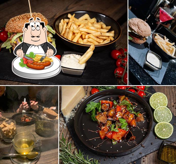 Еда в "Atmosphere cafe & lounge"