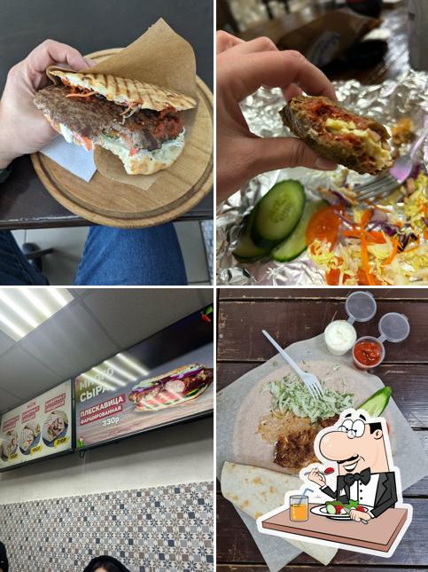 Сэндвич с рваной свининой в "Сербский гриль Београд"