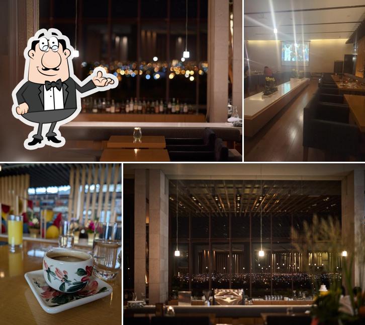 Lobby Bar